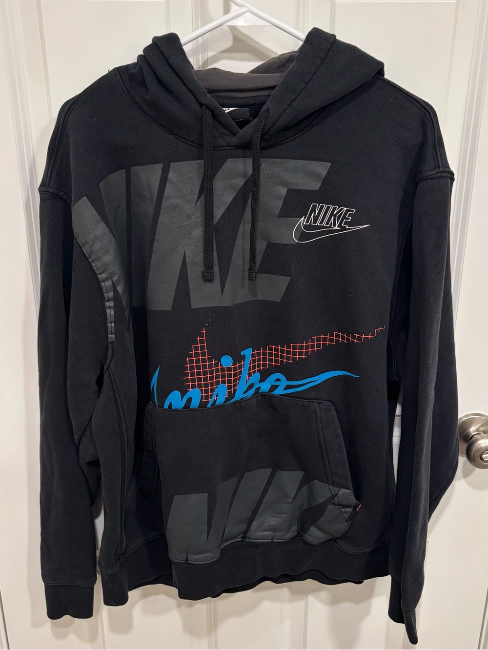 Nike All-Over Print Black Pullover Sweatshirt Hoodie Mens U.S. Large